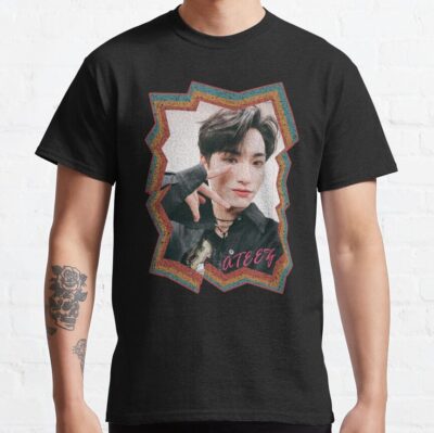 Park Seonghwa Ateez Seonghwa Korean Kpop Retro Color Oil Paint Design T-Shirt Official Ateez Merch