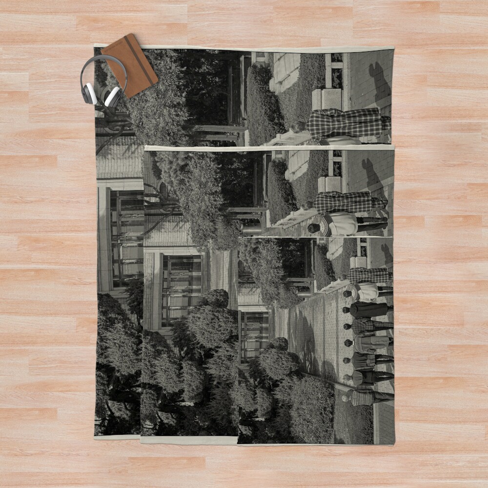 Ateez 'Turbulence' Throw Blanket Official Ateez Merch